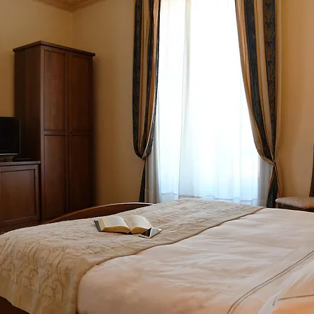 Villa Conte Riccardi-2